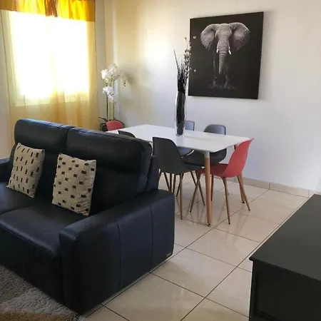 Apartment Grand A 300 Metres De La Gare Mantes-la-Jolie